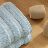 Toalla de Cuerpo Bamboo Azul 70x140cm Fondo Entero - TOALLAS | Bylmo