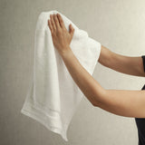 Toalla de Cuerpo Bamboo Blanco 70x140cm Fondo Entero - TOALLAS | Bylmo