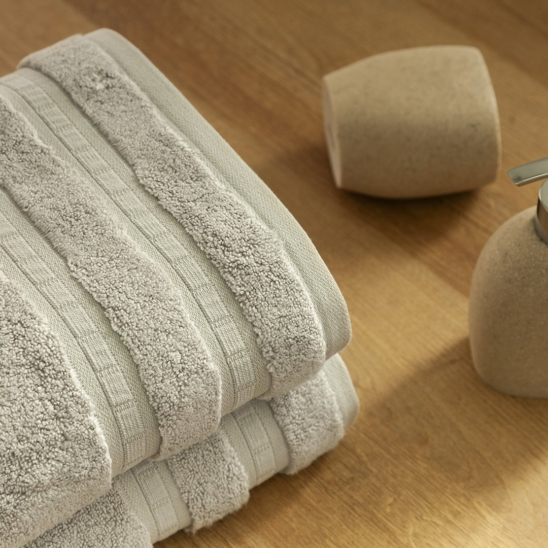 Toalla de Cuerpo Bamboo Gris 70x140cm Fondo Entero - TOALLAS | Bylmo