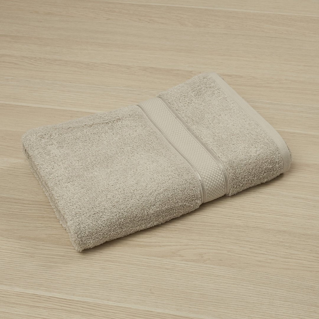 Toalla de Cuerpo Premium Gris 70x140cm Fondo Entero - TOALLAS | Bylmo