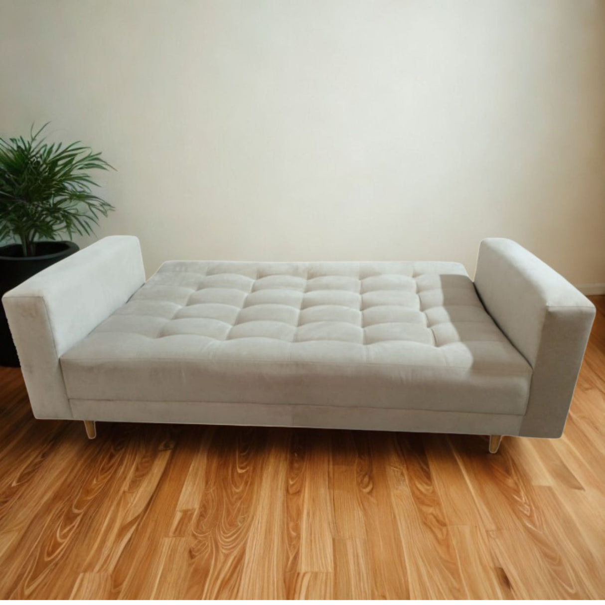 Sofá Cama Munich Beige 200x30cm de Tres Puestos Reclinable Con Tapizado Acolchado y Antifluido - SOFAS Y POLTRONAS | Bylmo