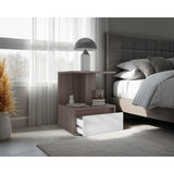 Mesa de Noche Miki Avellana y Blanco 40x51.6cm con Un Cajón y Con Tres Compartimientos - MESAS DE NOCHE | Bylmo