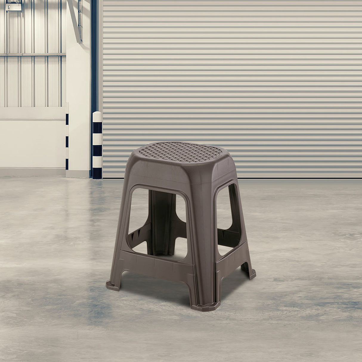 Butaco Rimax Wengue 41.5x46.2cm sin Espaldar y sin Apoya Brazos - SILLAS Y BUTACOS | Bylmo