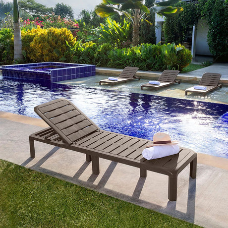 Cama Asoleadora Rimax Barú Moca 57.5x29cm con Espaldar - SILLAS DE EXTERIOR | Bylmo