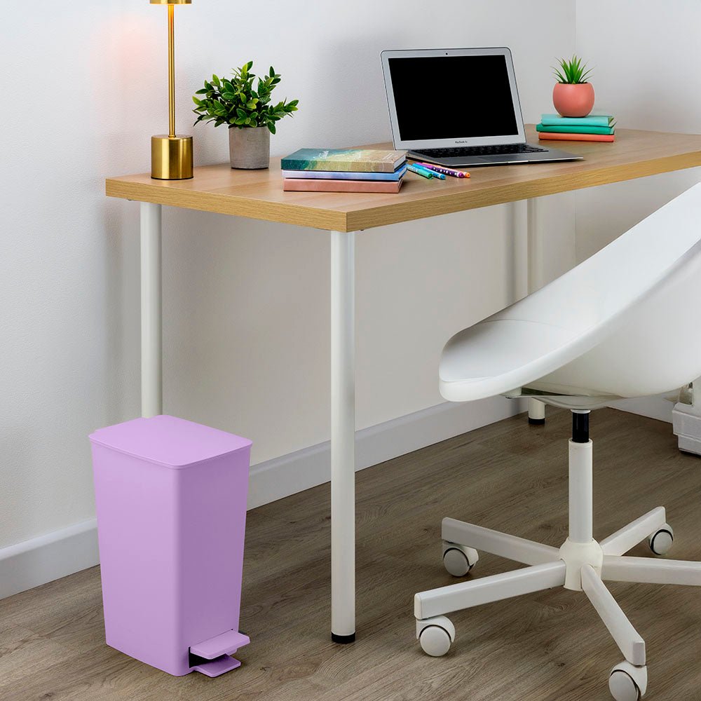 Basurero Rimax Slim Lavanda 28x35cm de 8 Litros para Multiusos con Tapa De Pedal - BASUREROS Y PAPELERAS | Bylmo