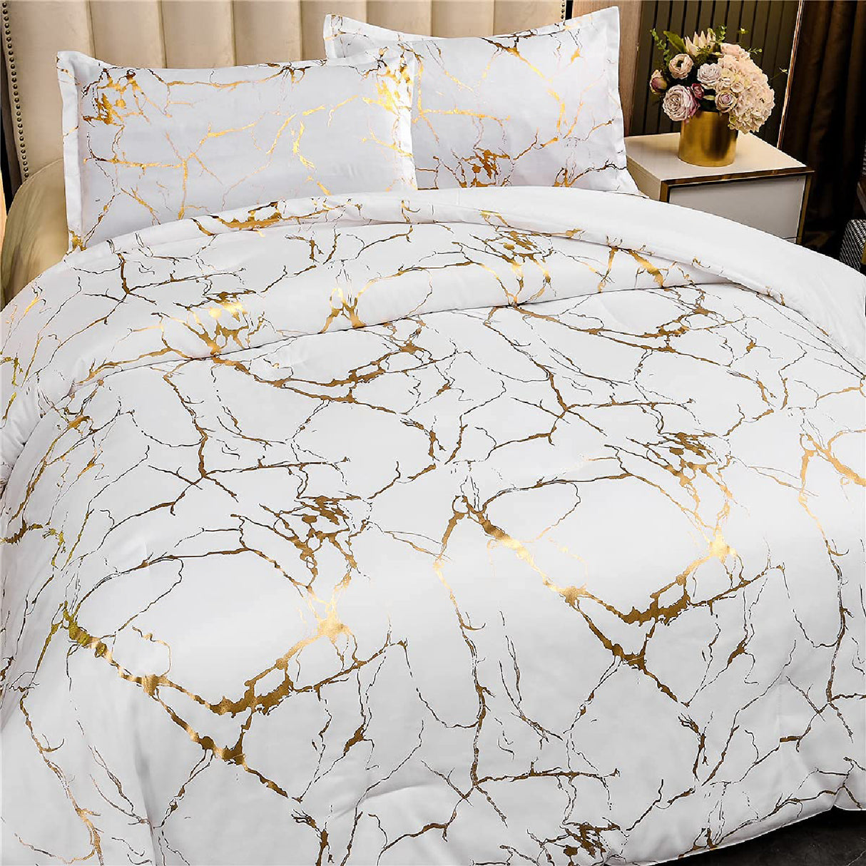 Edredon Harmony Gold Blanco 240x240cm para Cama Queen 160 X 180 Cm con Relleno de Fibra Siliconada - TENDIDOS Y CUBRELECHOS | Bylmo
