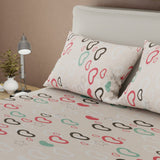Sábana Ajustable Explosión de Amor Blanco y Naranja Claro para Cama Sencilla 100 X 190 Cm Estrellas Y Corazones - SABANAS | Bylmo