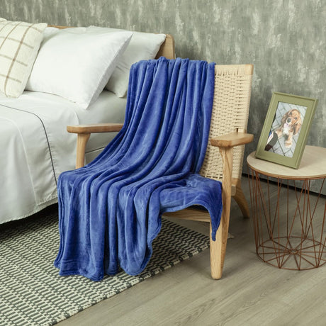 Cobija Piel de Durazno Soft Azul Rey 180x200cm Fondo Entero - COBIJAS Y MANTAS | Bylmo