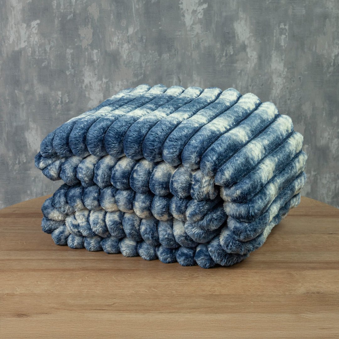 Cobija Malu Azul Oscuro 180x200cm Fondo Entero - COBIJAS Y MANTAS | Bylmo