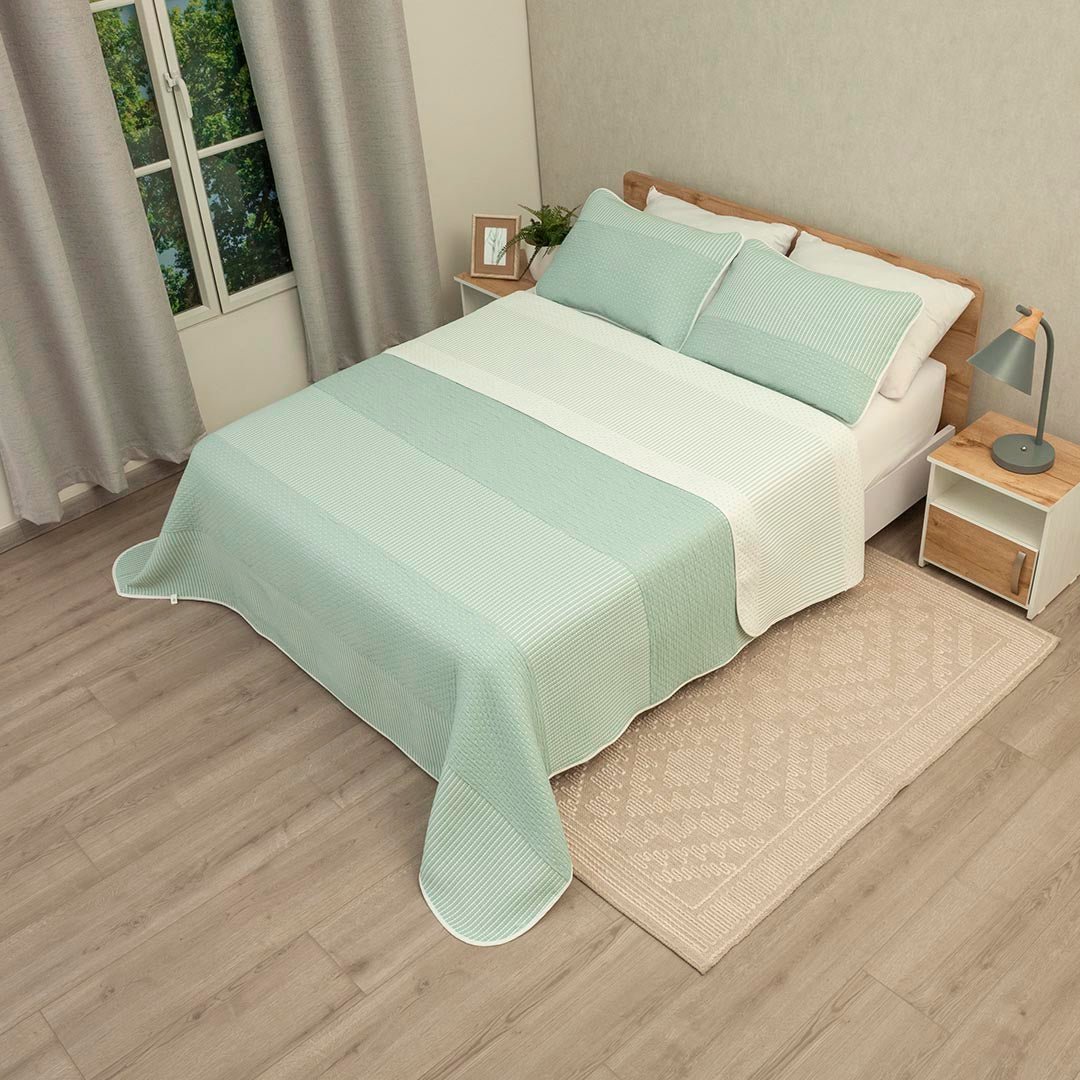 Cubrelecho Doble Faz Trama Verde Arena y Blanco para Cama King 200 X 200 Cm Prensado Fondo Entero - TENDIDOS Y CUBRELECHOS | Bylmo