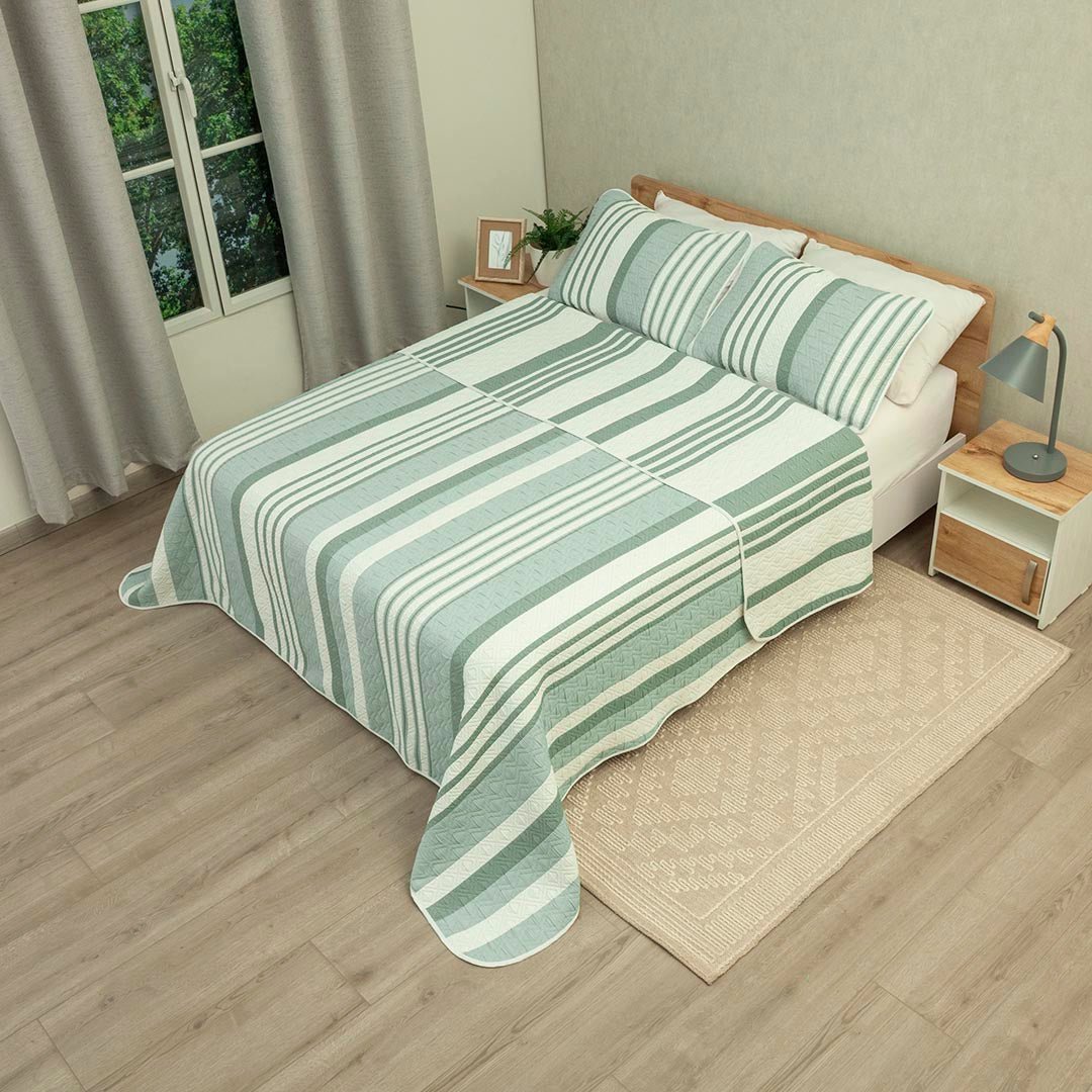 Cubrelecho Doble Faz Trama Verde y Blanco para Cama King 200 X 200 Cm Prensado de Lineas - TENDIDOS Y CUBRELECHOS | Bylmo
