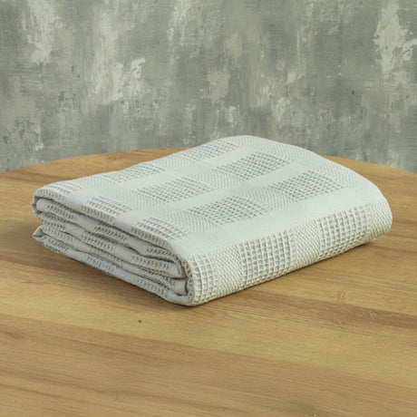 Cubrecama Elegant Gris 150x200cm Fondo Entero - TENDIDOS Y CUBRELECHOS | Bylmo