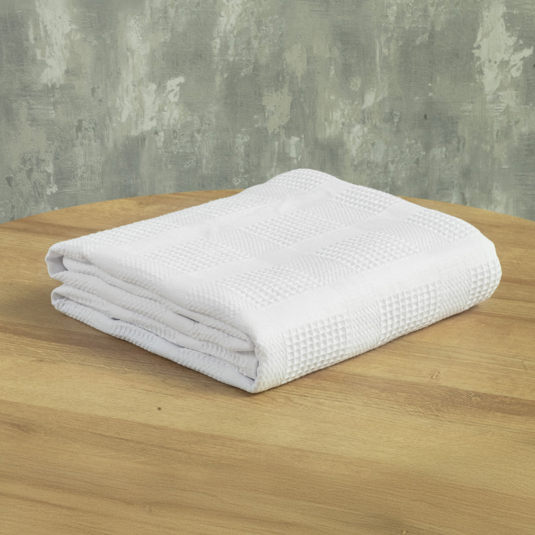 Cubrecama Elegant Blanco 150x200cm Fondo Entero - TENDIDOS Y CUBRELECHOS | Bylmo