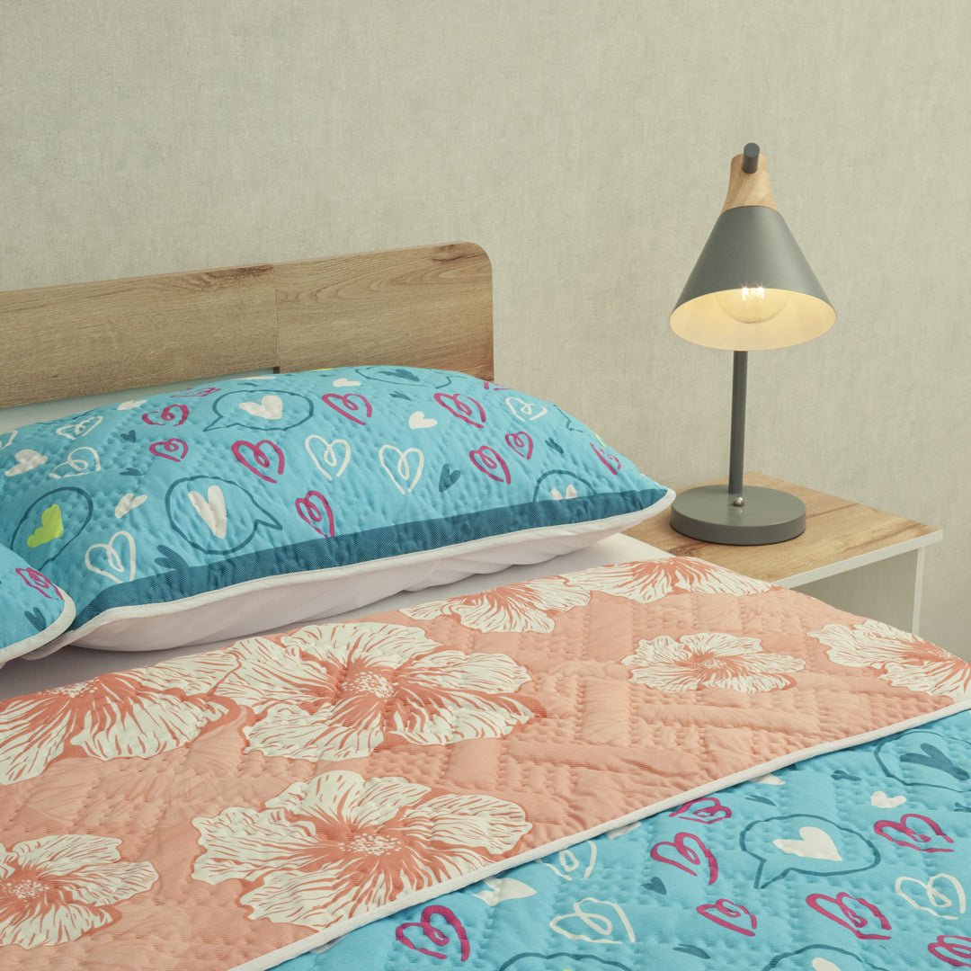 Cubrelecho Doble Faz Dúo Vibrante Naranja y Blanco para Cama Doble 140 X 190 Cm Prensado de Corazones Y Flores - TENDIDOS Y CUBRELECHOS | Bylmo