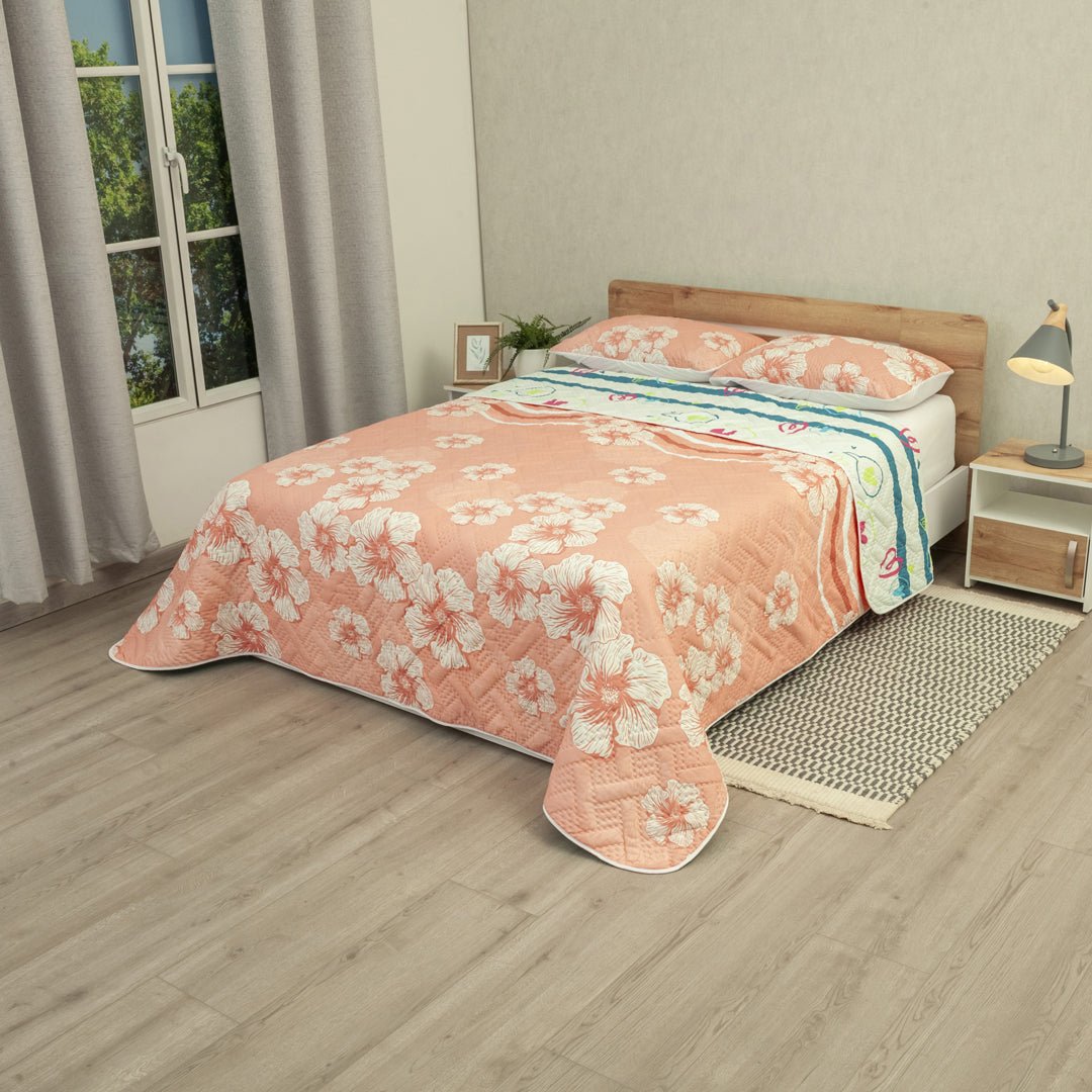 Cubrelecho Doble Faz Dúo Vibrante Naranja y Blanco para Cama Doble 140 X 190 Cm Prensado de Corazones Y Flores - TENDIDOS Y CUBRELECHOS | Bylmo