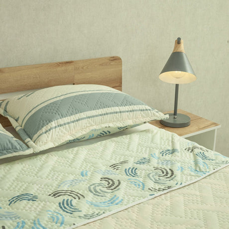 Cubrelecho Doble Faz Style Ocean Chic Blanco para Cama King 200 X 200 Cm de Lineas Ondulantes - TENDIDOS Y CUBRELECHOS | Bylmo