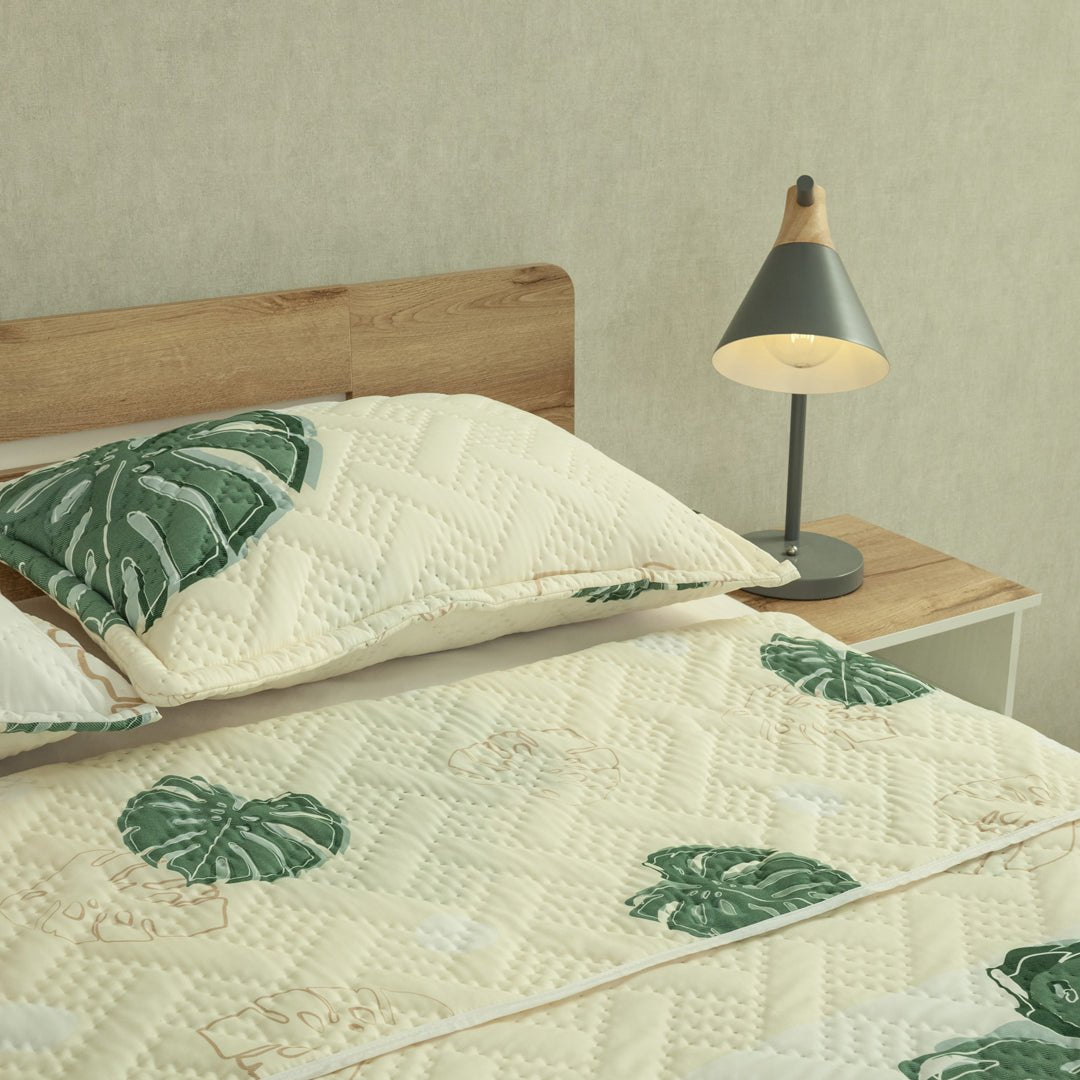 Cubrelecho Doble Faz Style Eco Hojas Blanco y Verde para Cama King 200 X 200 Cm de Hojas - TENDIDOS Y CUBRELECHOS | Bylmo