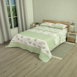Cubrelecho Doble Faz Style Aura Natural Blanco y Verde Claro para Cama Semidoble 120 X 190 Cm de Hojas - TENDIDOS Y CUBRELECHOS | Bylmo