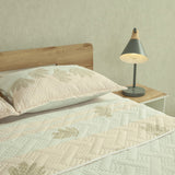 Cubrelecho Doble Faz Style Encanto Pastel Rosa Claro y Blanco para Cama Semidoble 120 X 190 Cm de Hojas - TENDIDOS Y CUBRELECHOS | Bylmo