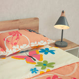 Cubrelecho Semi Acolchado Petalia Naranja para Cama Doble 140 X 190 Cm de Flores - TENDIDOS Y CUBRELECHOS | Bylmo
