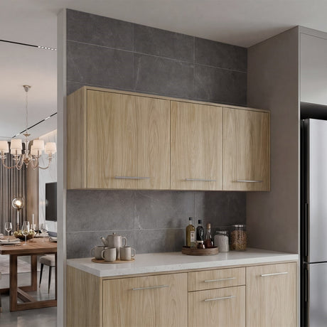 Mueble Superior de Cocina Orion Fresno 120x54.5cm con Tres Puertas y con Locero - MUEBLES SUPERIORES DE COCINA | Bylmo