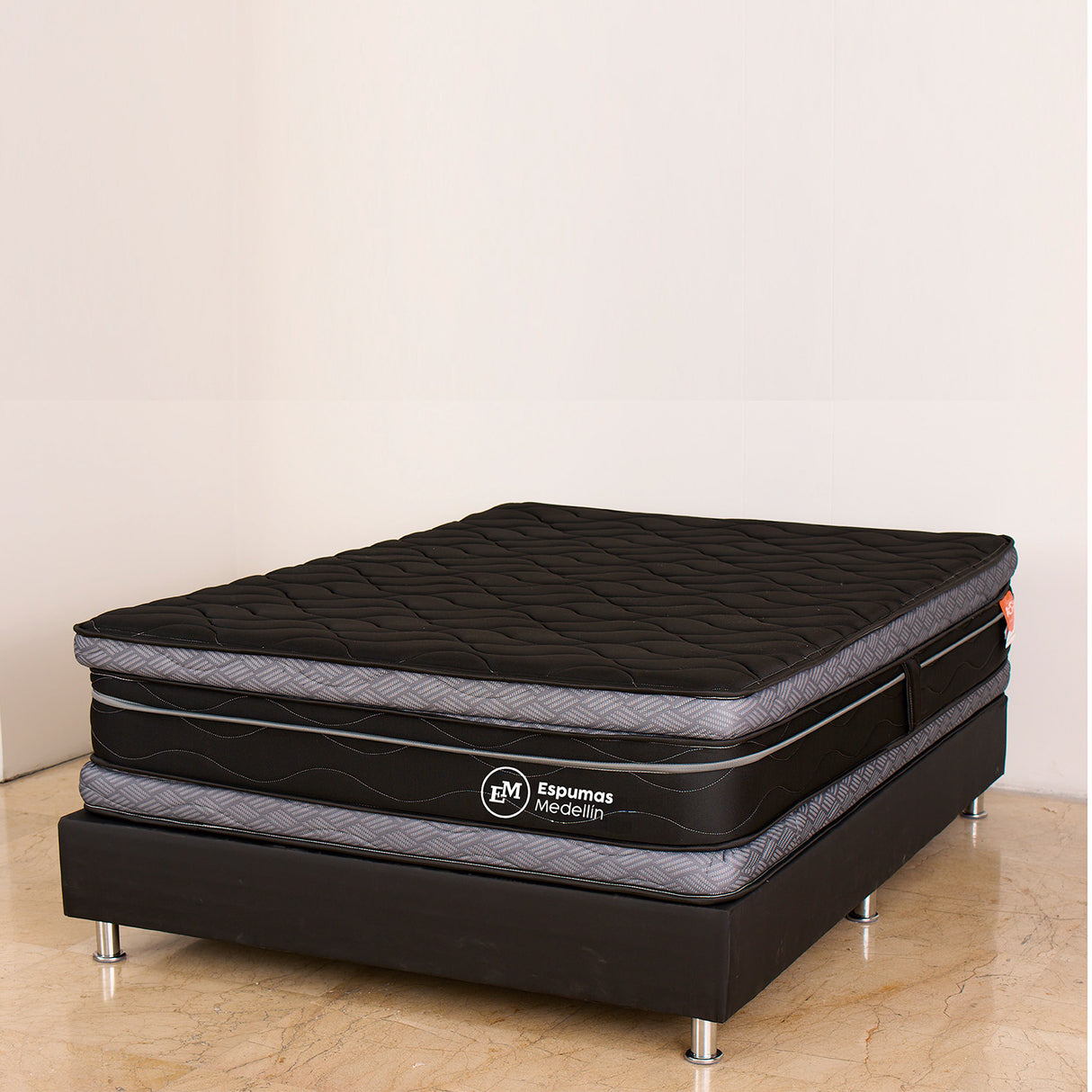 Colchón Cañaveral Negro y Gris Queen 160 X 190 Cm Ortopedico Medio Firme de Espuma y Doble Faz