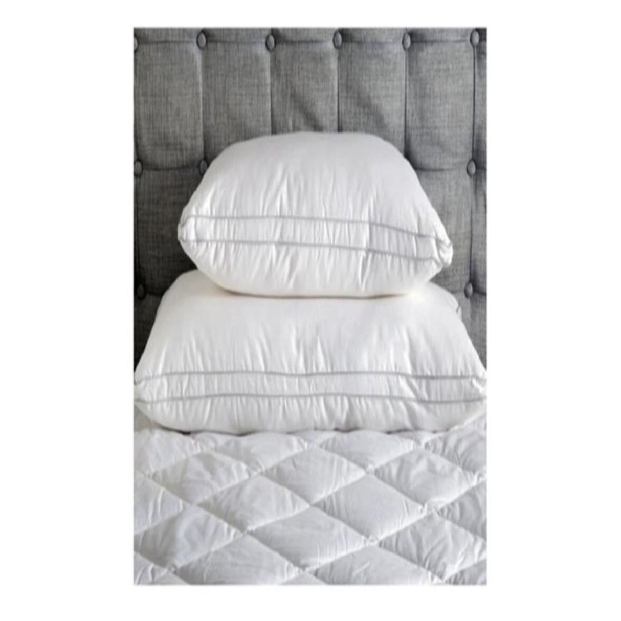 Almohada Boutique Blanco 50x70cm con Relleno de Fibras Sinteticas de Firmeza Suave y para Cualquier Postura