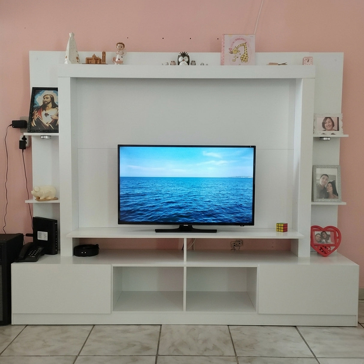 Centro de Entretenimiento Blanco 213x171cm para TV Hasta 65" Pulgadas con Trece Compartimientos con Ranura para Cables