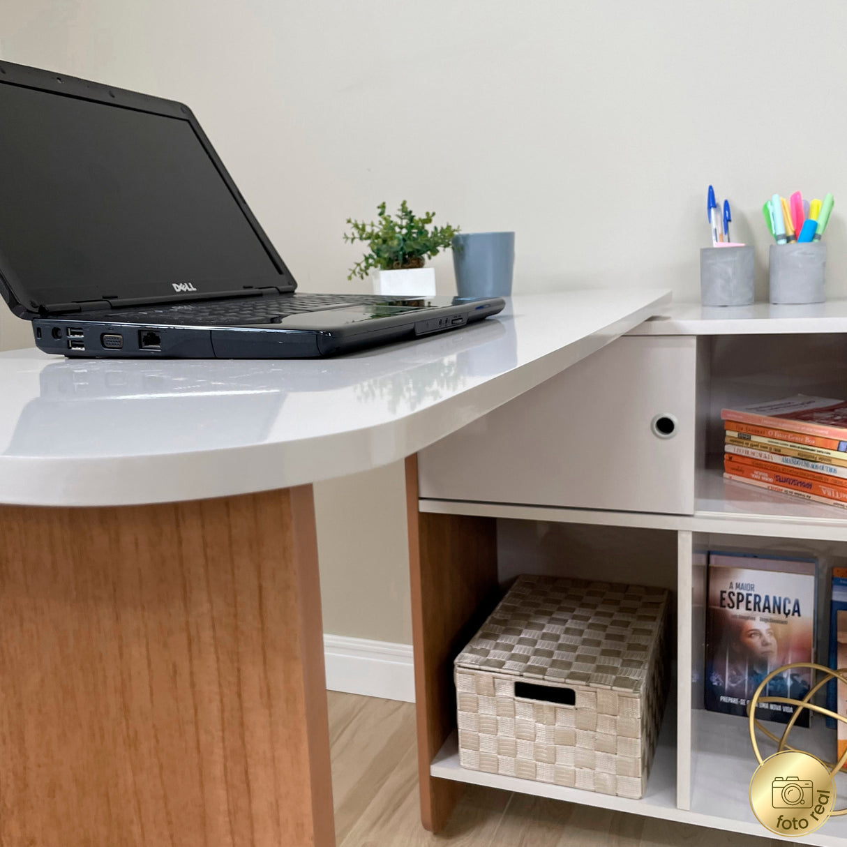 Escritorio Transformable Nomad Café Claro y Beige 118.5x73.5cm con Un Cajón y con Organizador de Libros