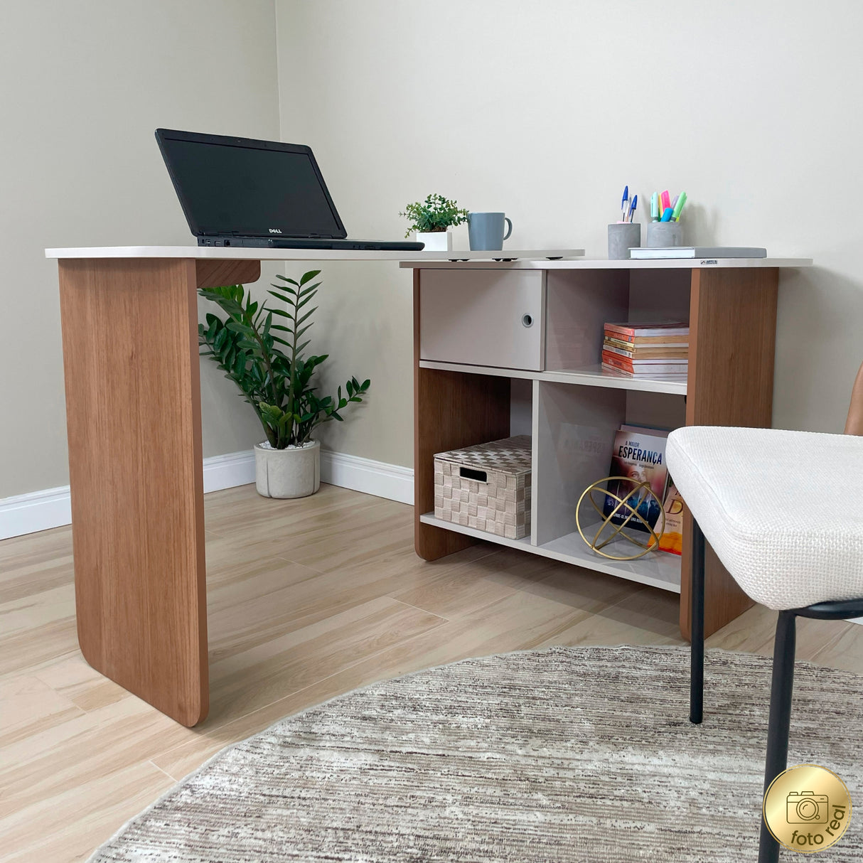 Escritorio Transformable Nomad Café Claro y Beige 118.5x73.5cm con Un Cajón y con Organizador de Libros