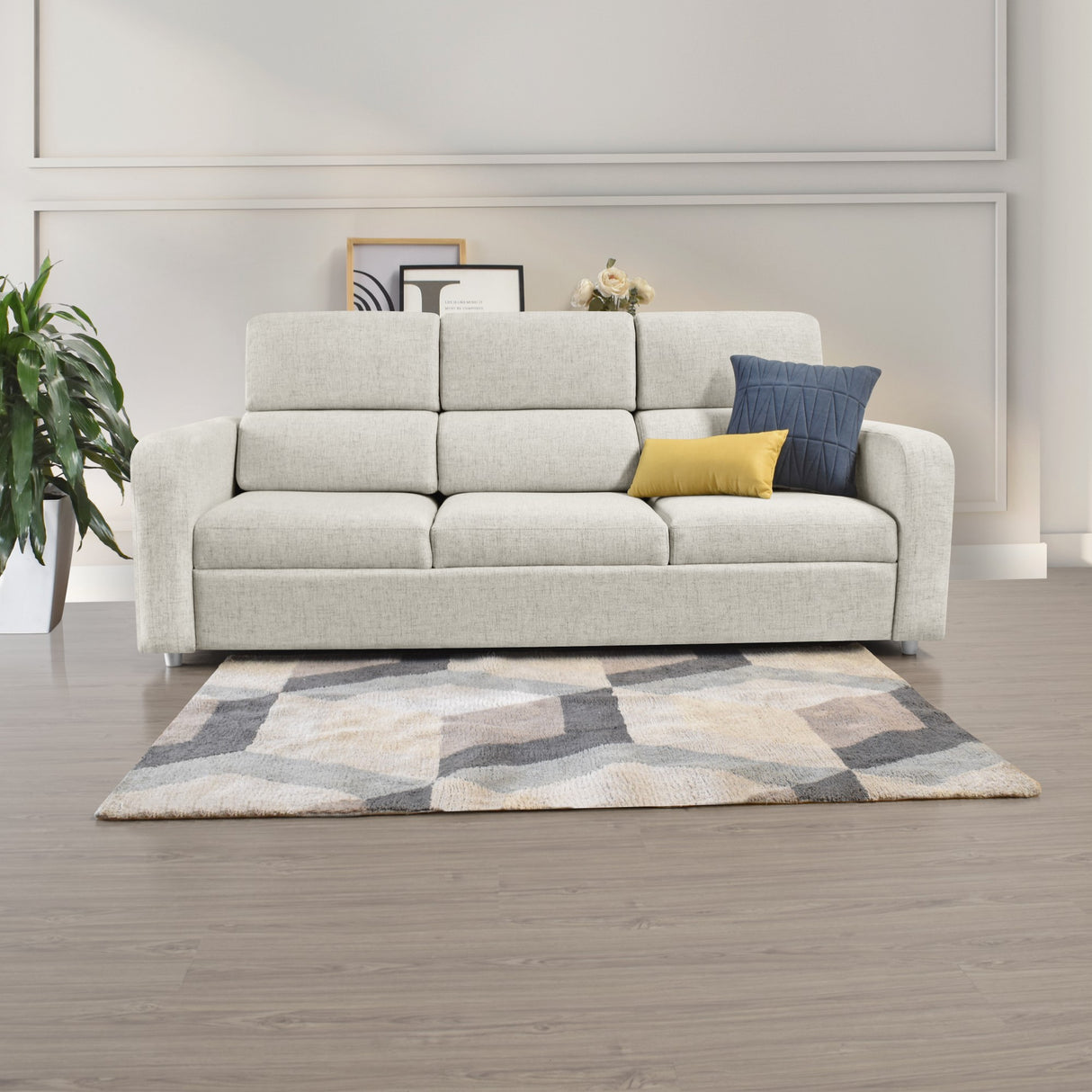 Sofá Bethel Taupe Dicosta y Madera Cromo 207x95cm de Tres Puestos con Apoya Brazos