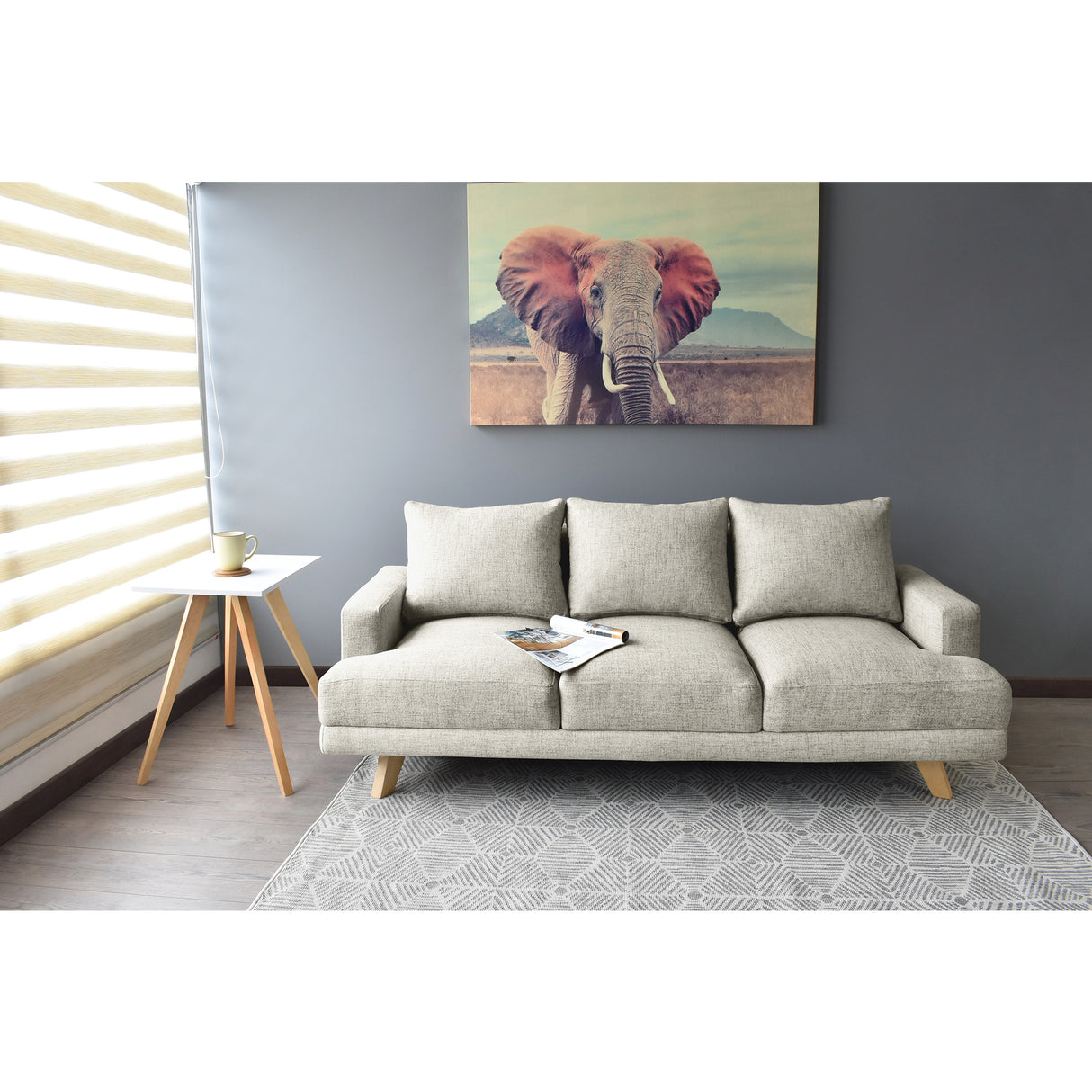 Sofá Lisboa Taupe Dicosta y Matiz Natural 192x85cm de Tres Puestos con Apoya Brazos