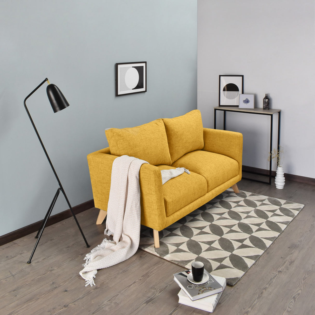Sofá Montecarlo Mostaza Dicosta y Matiz Natural 170x90cm de Tres Puestos con Apoya Brazos