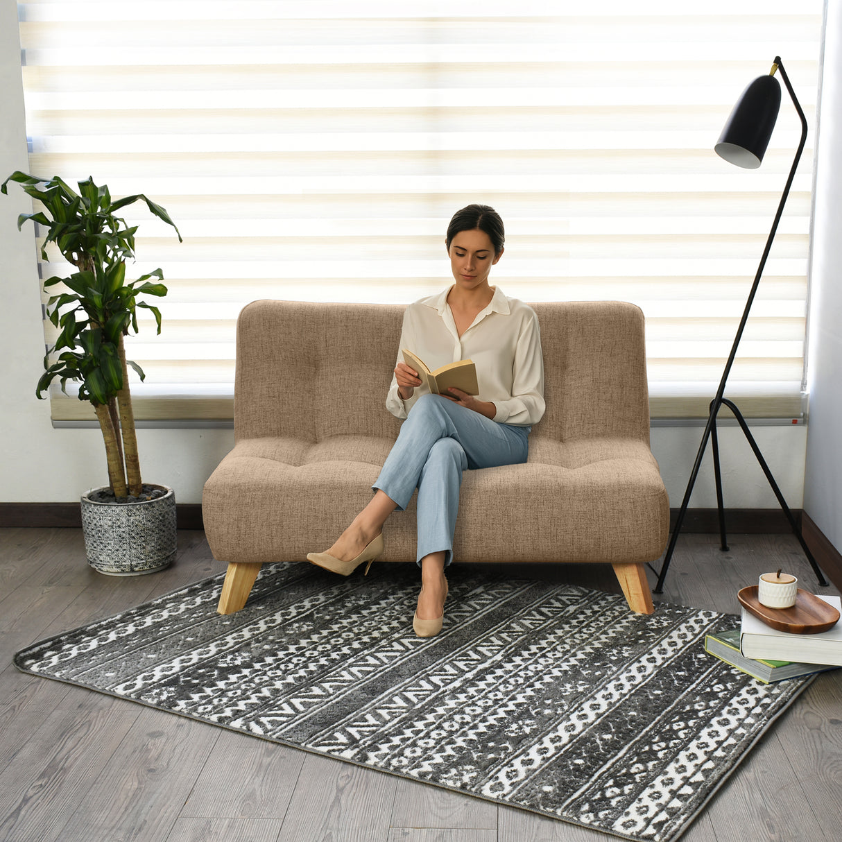 Sofá Navara Beige Dicosta y Matiz Natural 121x82cm de Dos Puestos sin Apoya Brazos