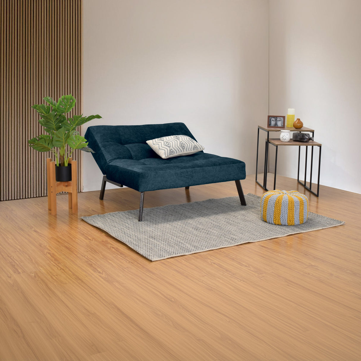 Sofá Togo Azul Sky y Metálico Negro 104x79cm de Dos Puestos Reclinable sin Apoya Brazos