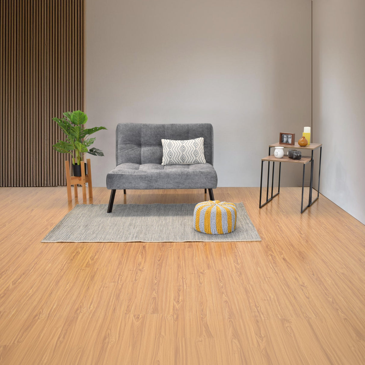 Sofá Togo Gris Sky y Metálico Negro 104x79cm de Dos Puestos Reclinable sin Apoya Brazos