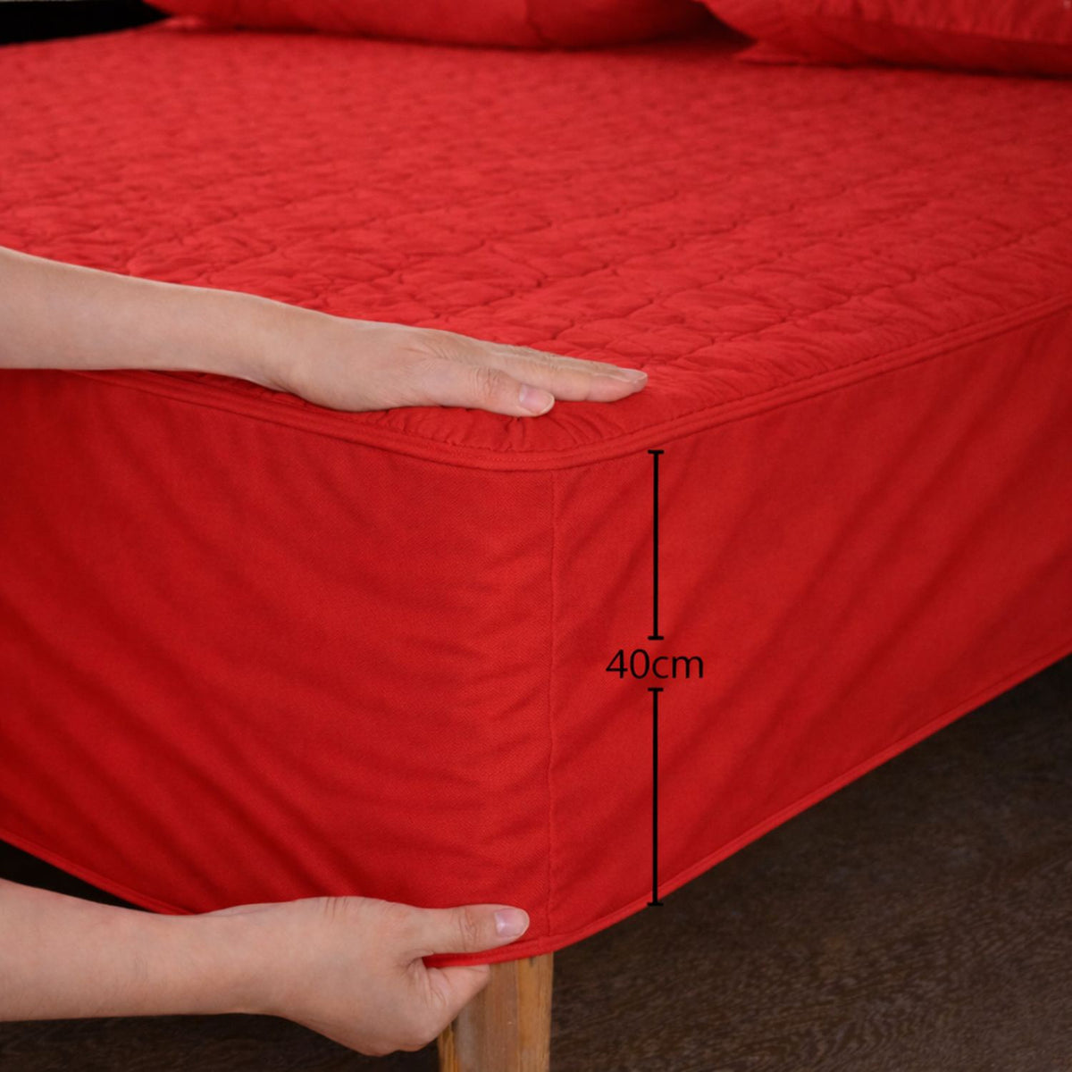 Combo Protector de Colchón y de Almohada Semiantifluido Rojo para Colchón Queen 160 X 190 Cm Semi-Antifluido
