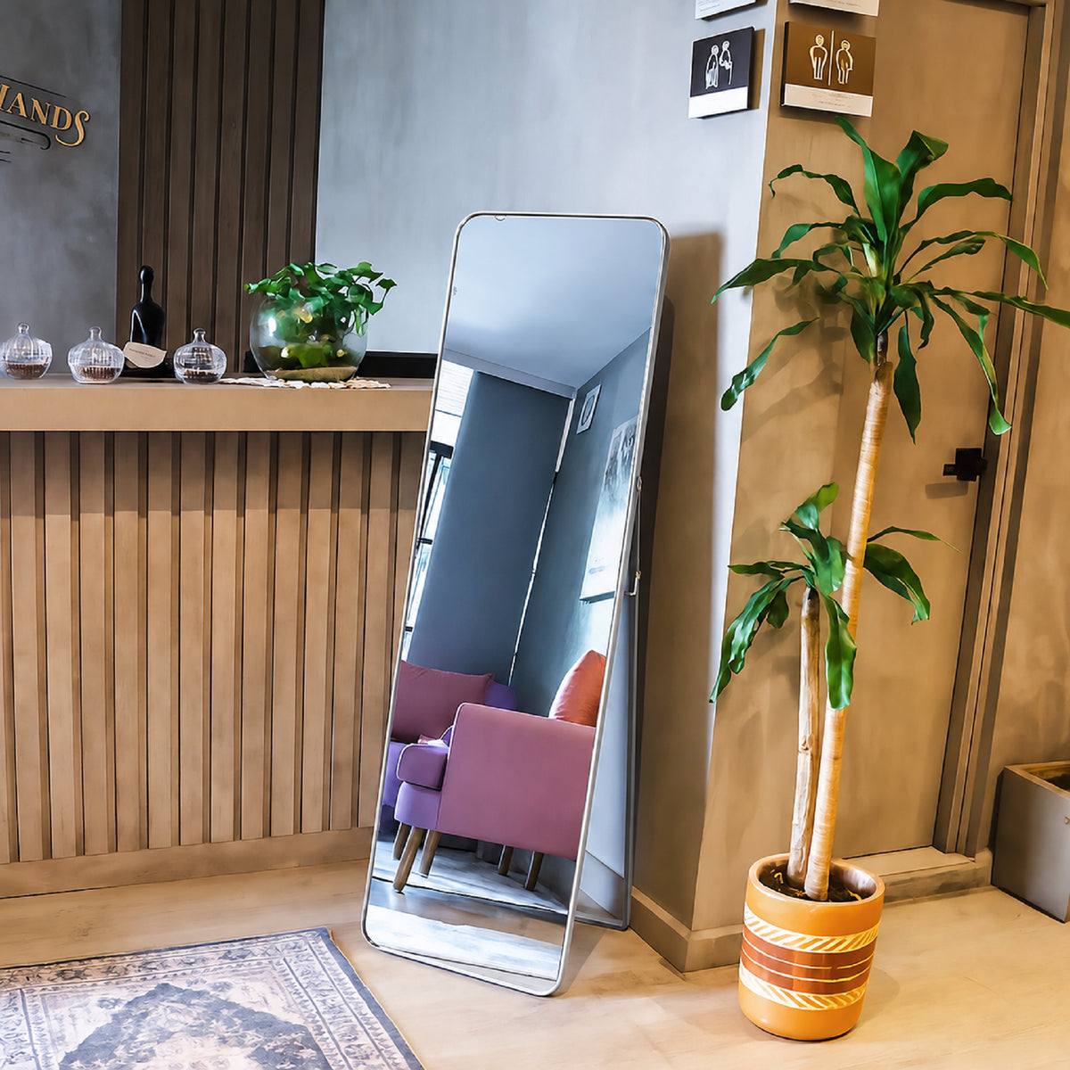 Espejo de Piso Oslo Plata 45x150cm Rectangular con Marco Metálico