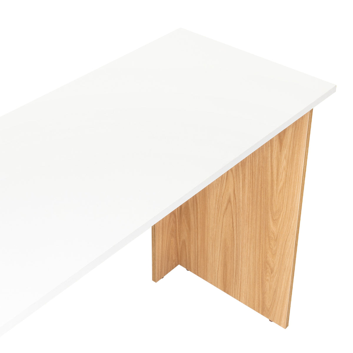 Escritorio moderno vilna fresno europeo y blanco con repisas 120x120 cm