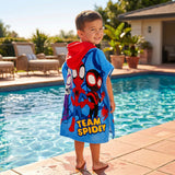 Toalla infantil con capucha azul Marvel 60x120 cm en algodón absorbente