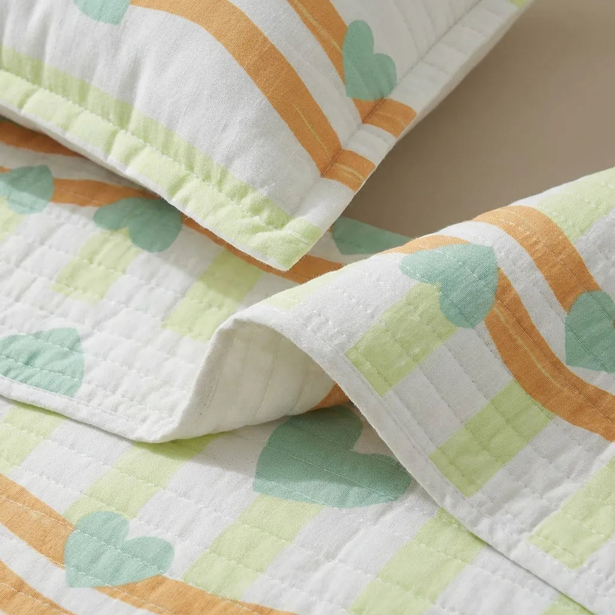 Cubrelecho Entre Dos Amores estampado king 200x200 cm doble faz en microfibra