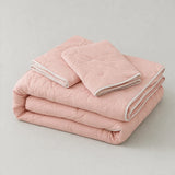 Cubrelecho acolchado Cotton Sense king rosa y blanco doble faz en microfibra 200x200 cm