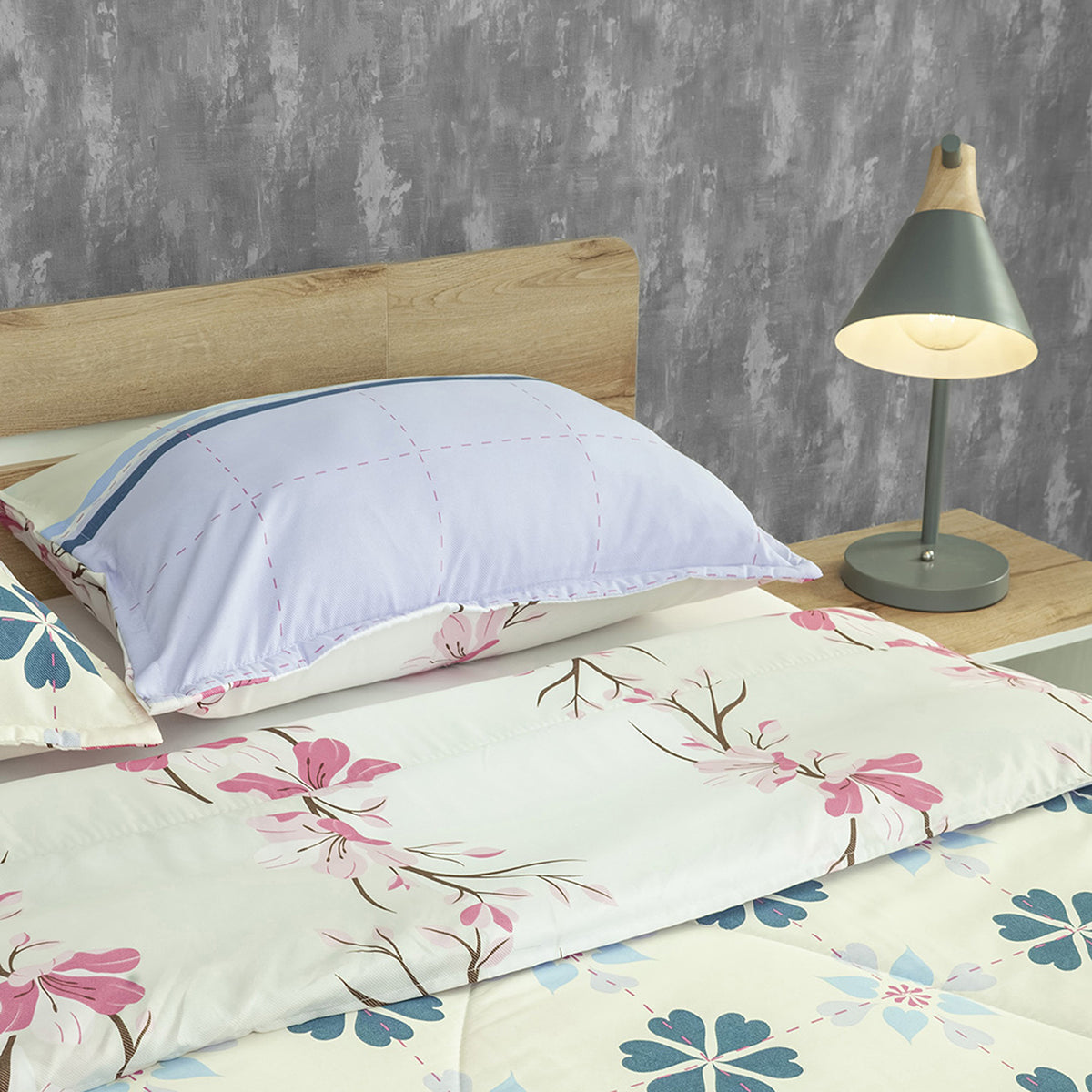 Cubrelecho para cama doble Pure Garden azul y blanco semiacolchado 140x190 cm