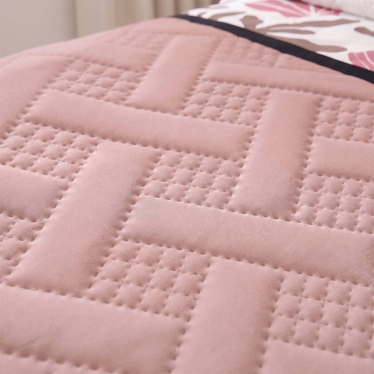 Cubrelecho sencillo coral Astral blanco y palo de rosa en microfibra 100x190 cm