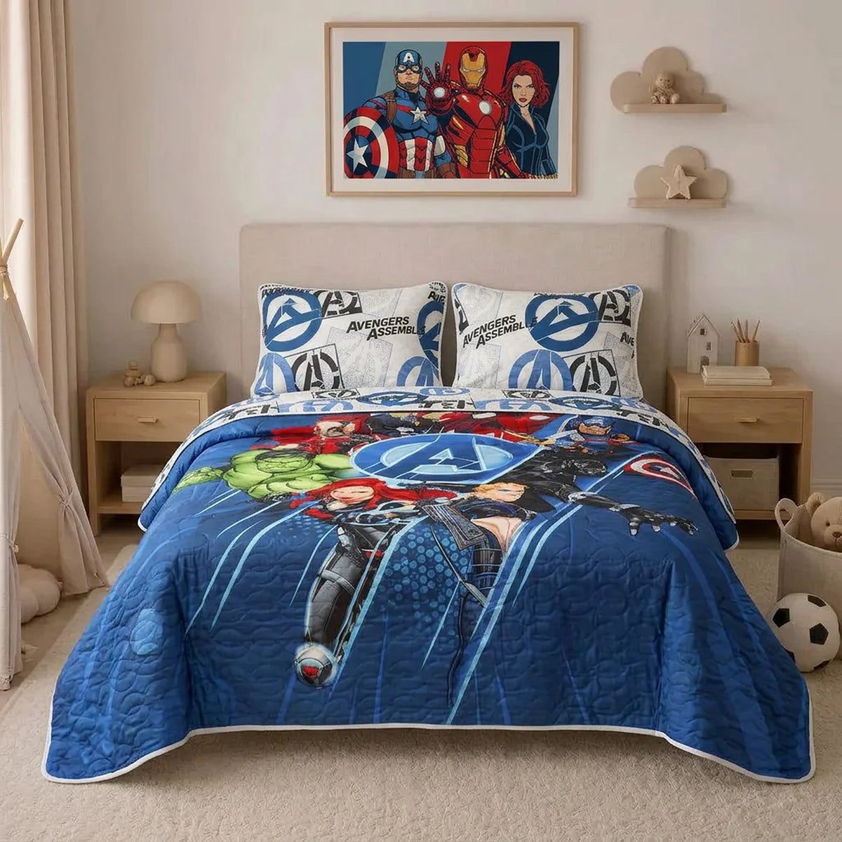 Cubrelecho infantil semidoble azul Disney Core Avengers doble faz en microfibra 120x190 cm