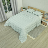 Cubrelecho acolchado queen verde claro Equilibrio doble faz 160x190 cm