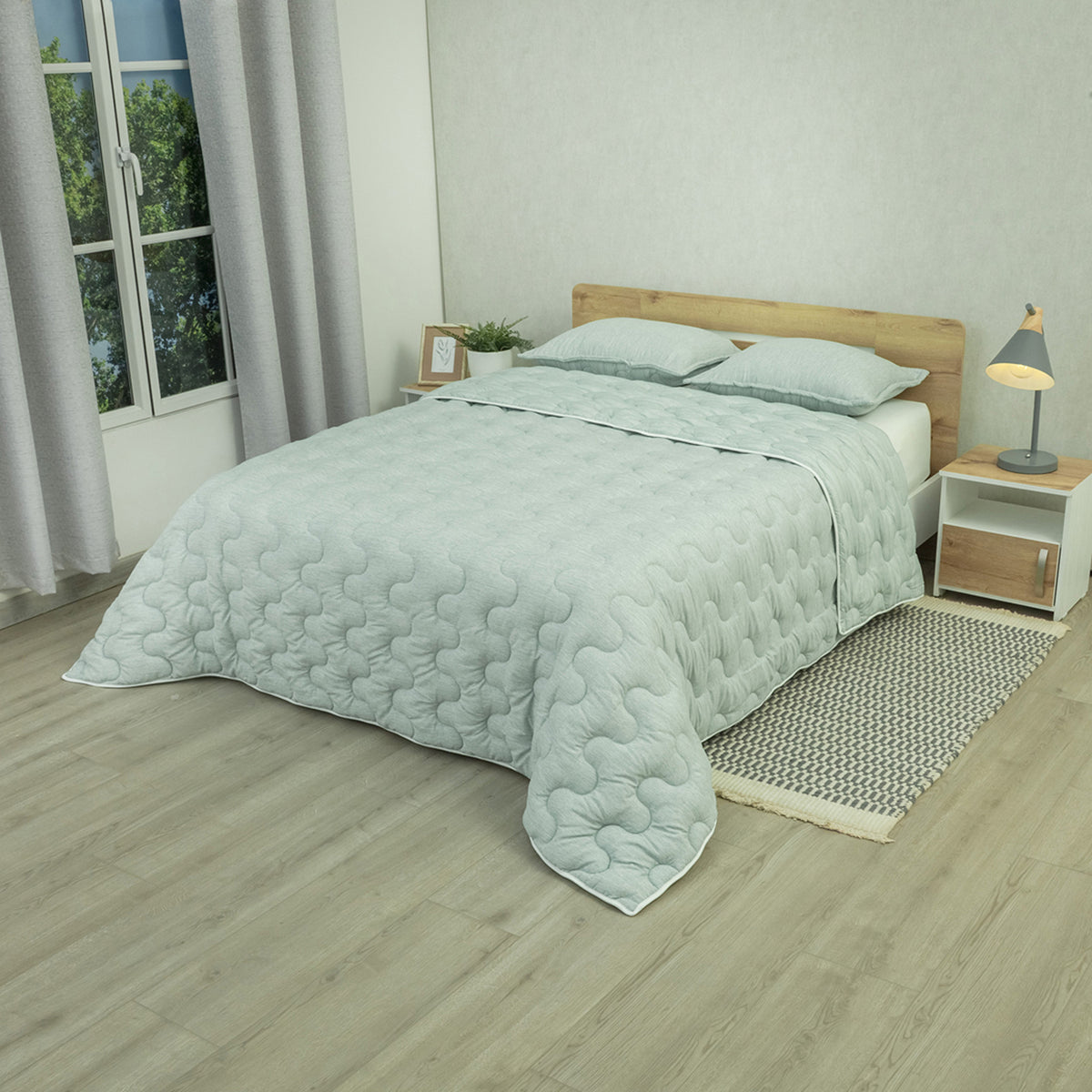 Cubrelecho acolchado queen verde claro Equilibrio doble faz 160x190 cm