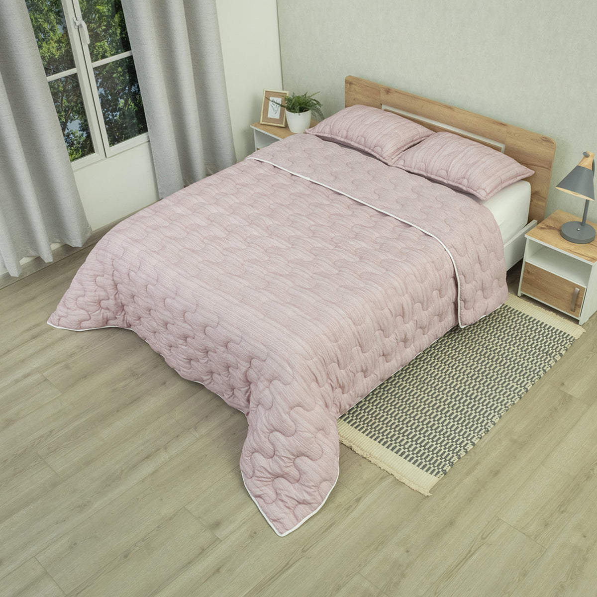 Cubrelecho acolchado queen morado claro Equilibrio doble faz 160x190 cm