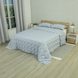 Cubrelecho acolchado azul Equilibrio queen 160x190 cm doble faz microfibra