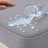 Combo protector de colchón para cama doble gris impermeable 140x190 cm con 2 protectores de almohada